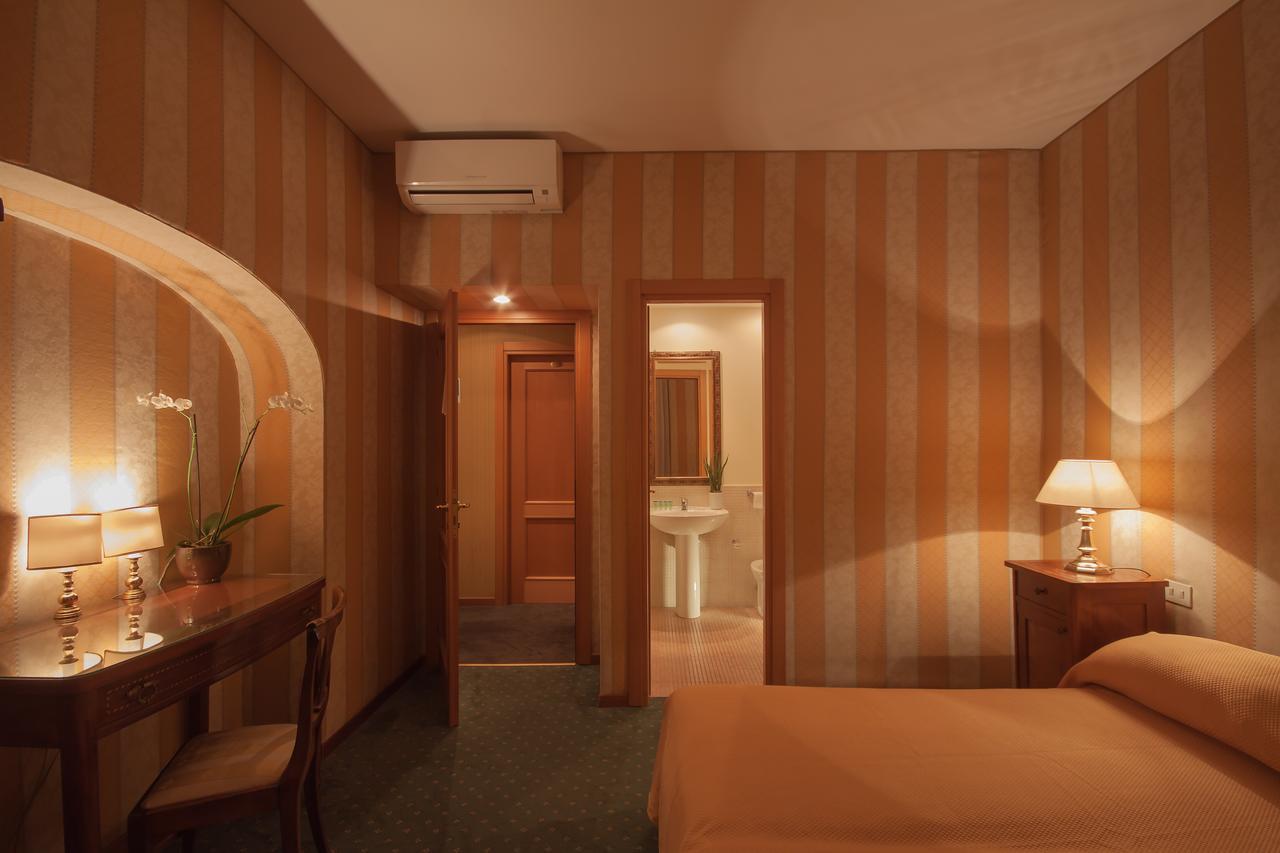 רומא Orange Garden Guest House מראה חיצוני תמונה